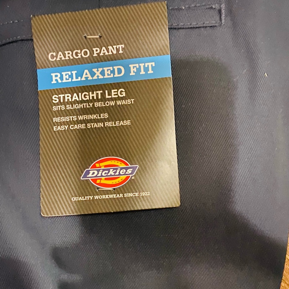 🚨Dickies Navy Blue Cargo 40X32 BRAND NEW👀👍🎁🦊 - Picture 2 of 5